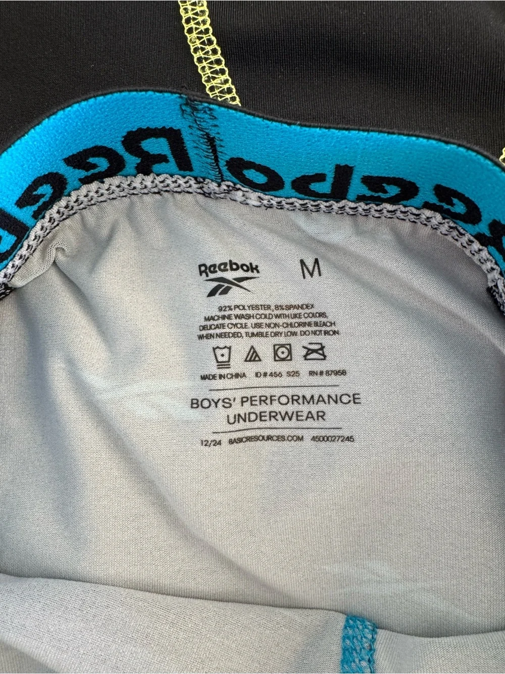 Reebok set compression